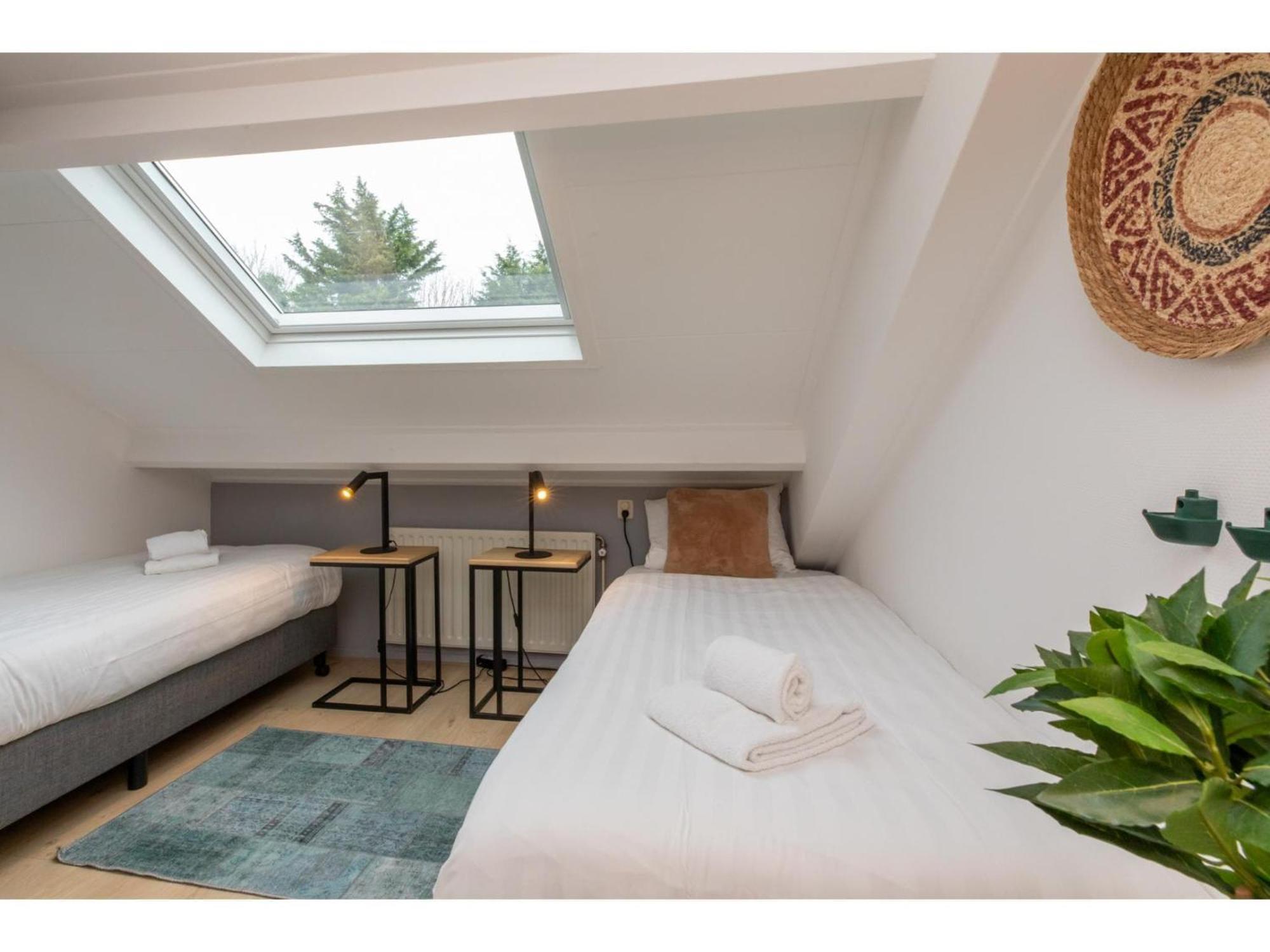 Vakantiehuis Charming In Zeeland By The Sea