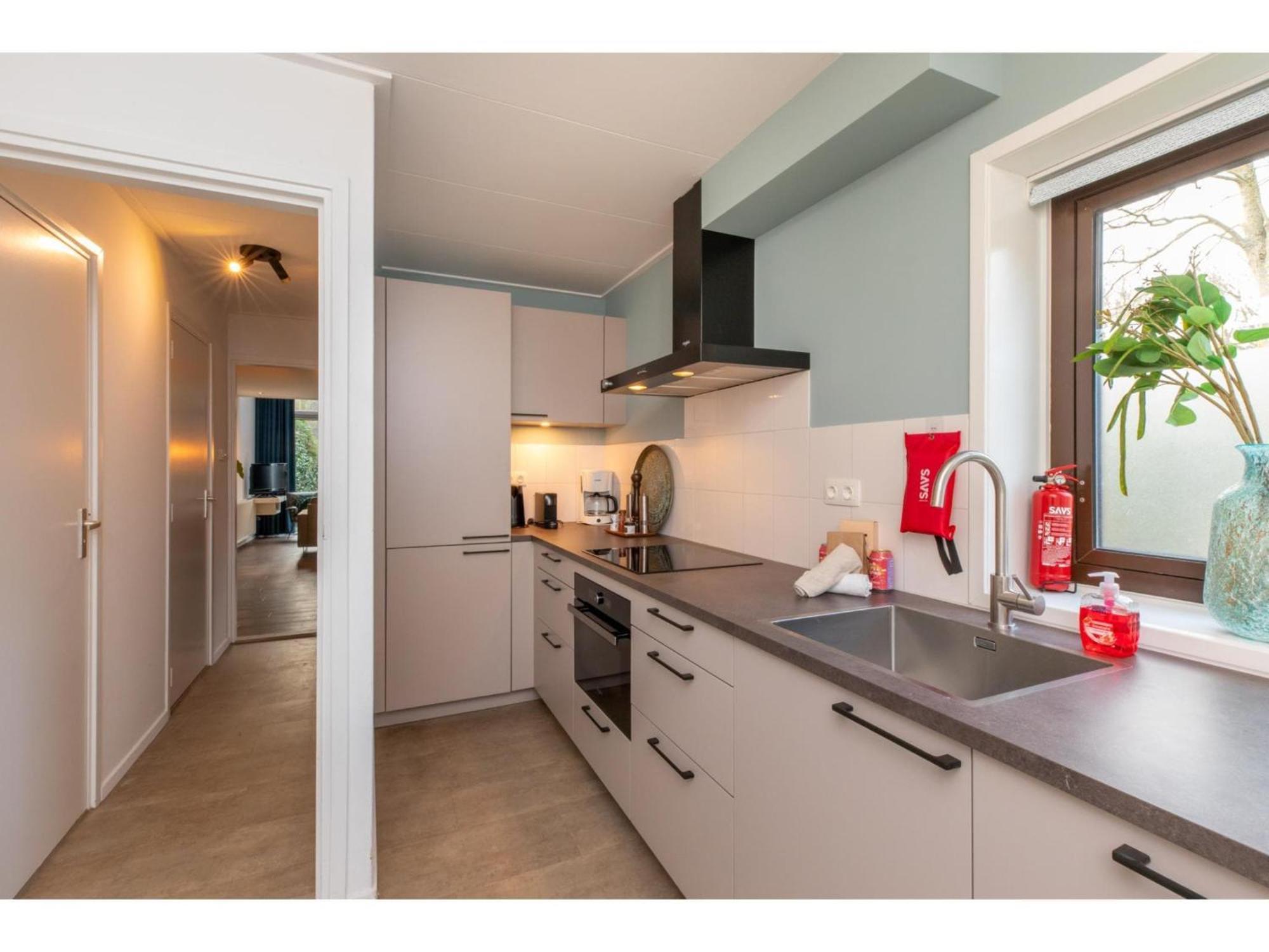 Vakantiehuis Charming In Zeeland By The Sea